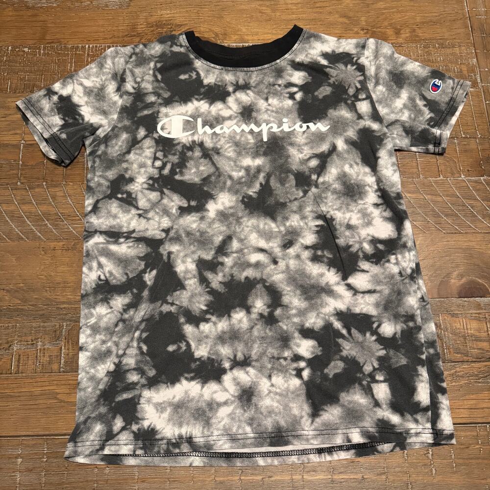 Champion Athletic Wear XL Youth Black and Gray T-Shirt Sporty Casual Outdoors